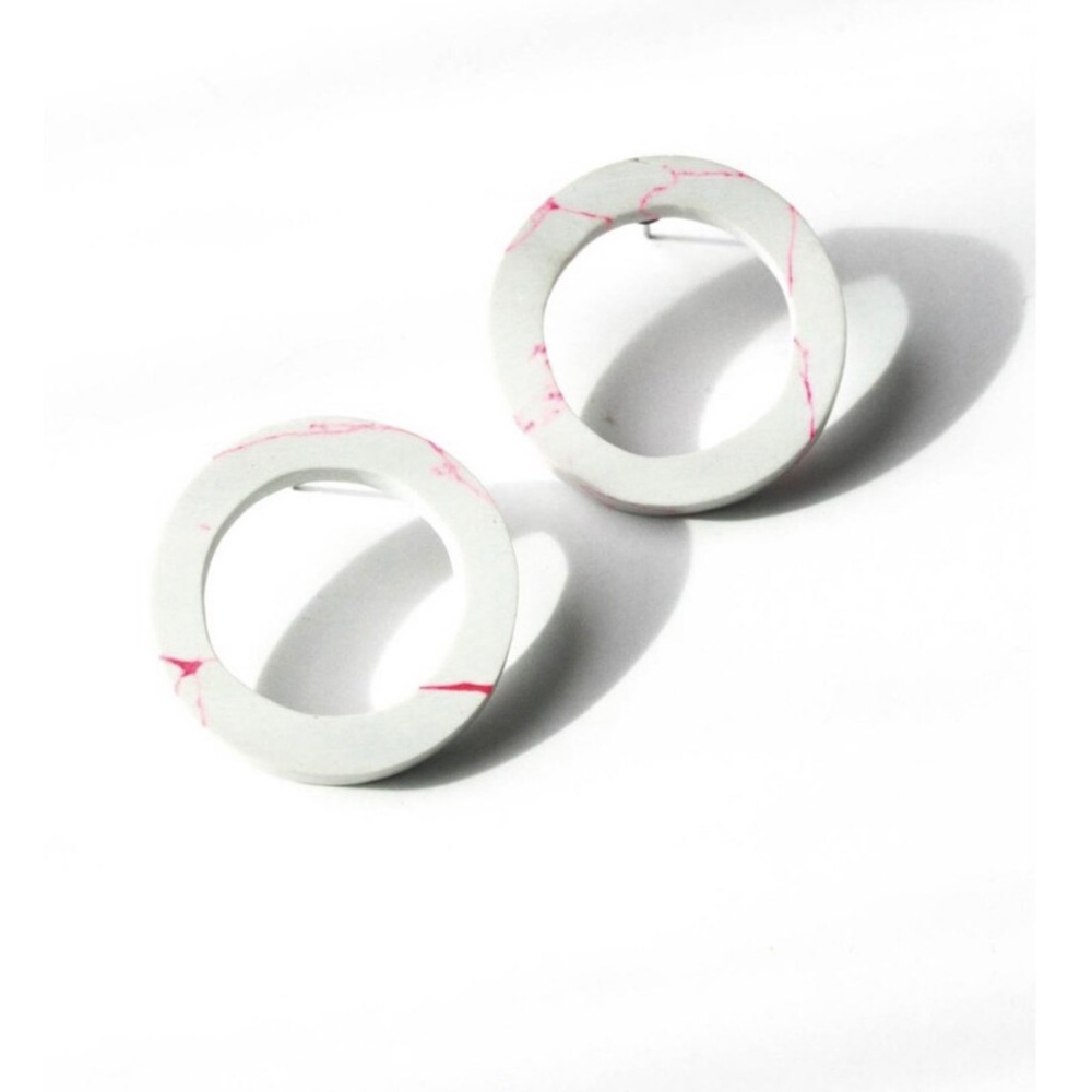 COTTIE CLAY CIRCLE EARRINGS